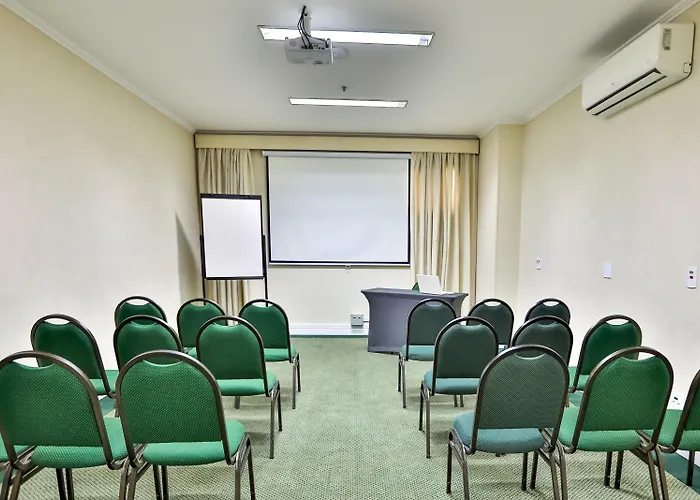 Quality Suites Vila Olimpia